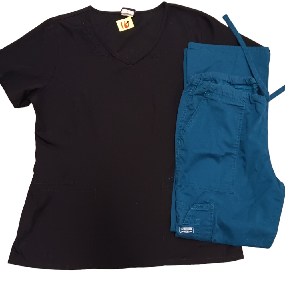 Scrub set